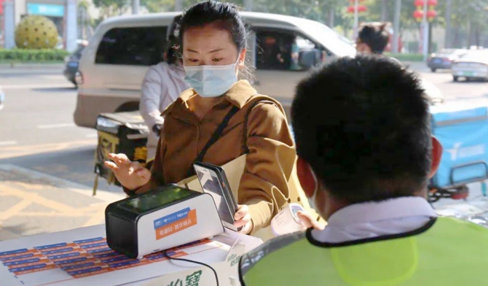 创意产业园使用天波健康码扫码终端_副本.jpg