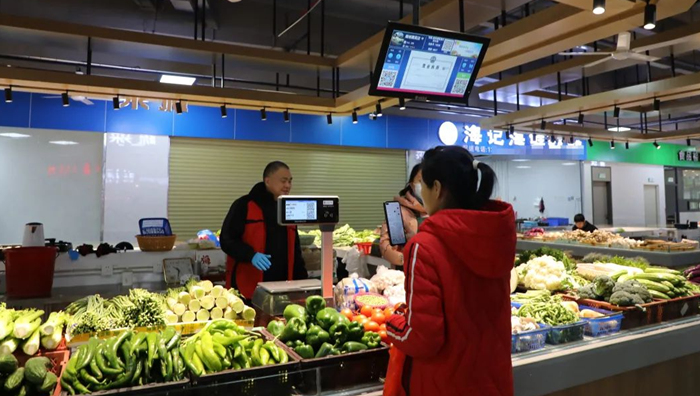 天波AI智能识别收银称TPS652应用在农贸市场生鲜称重秤_副本.jpg